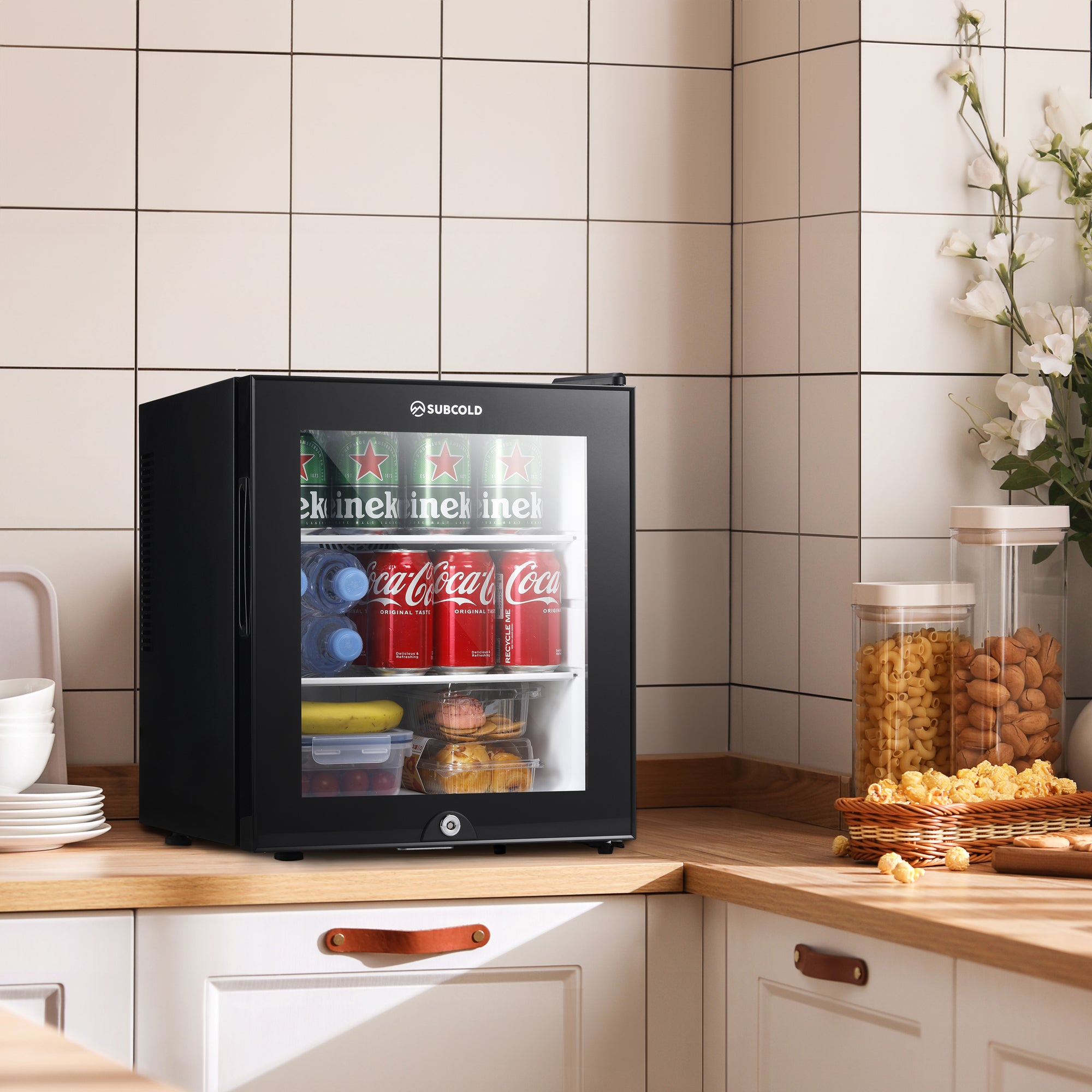 30L Fridge Subcold AIRE30-G Black